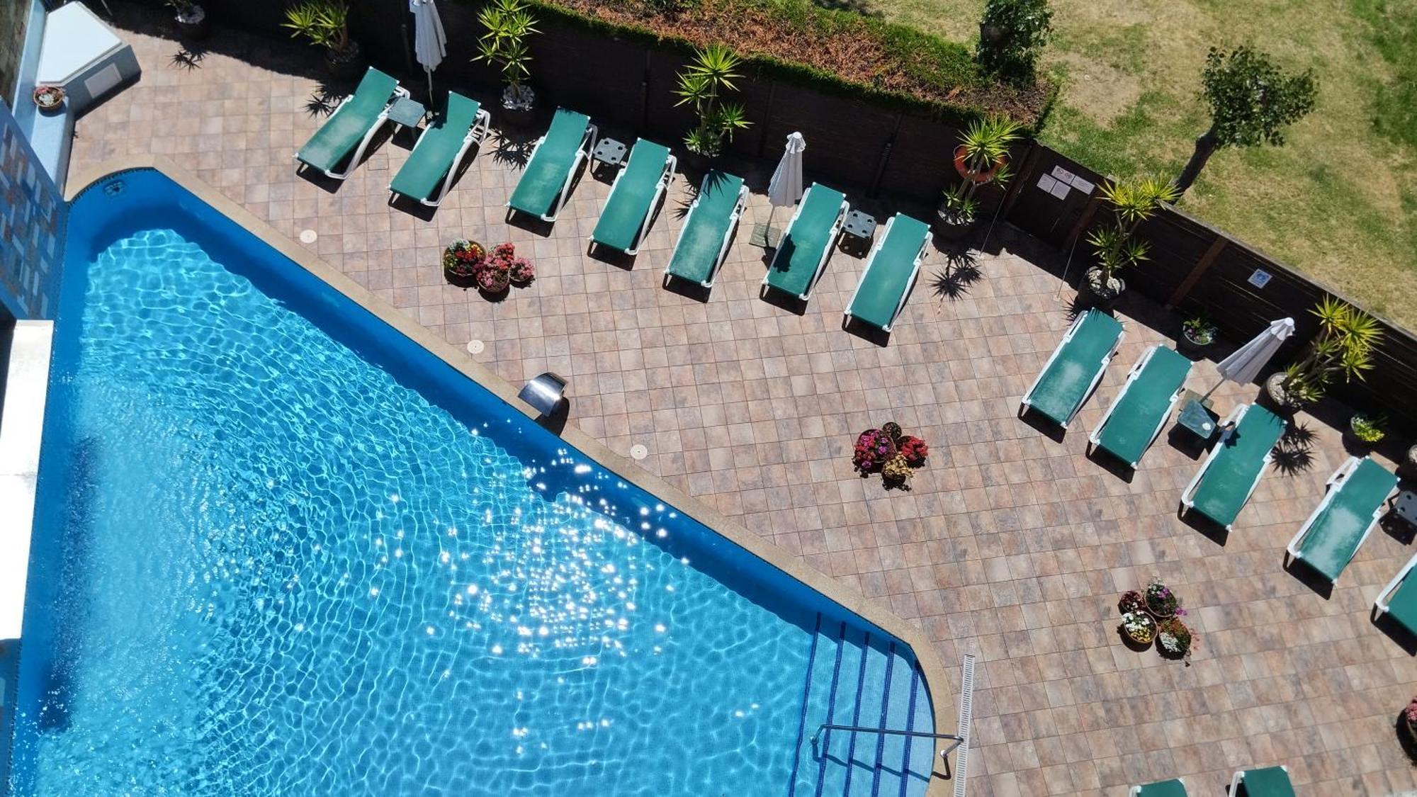 Apartamentos Dunamar 诺阿拉 外观 照片